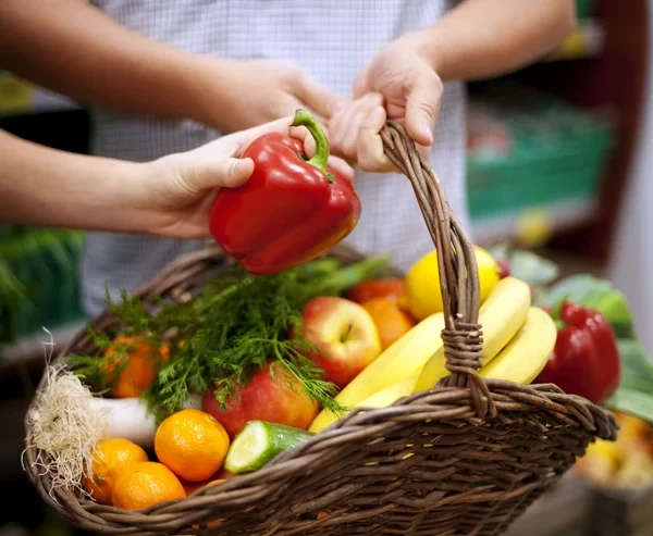 New Medicare Plans Dishing Out Monthly Cash For Healthy Groceries